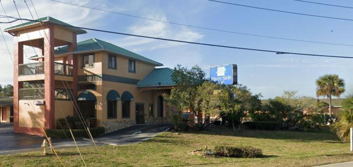 River Side Inn New Port Richey Esterno foto